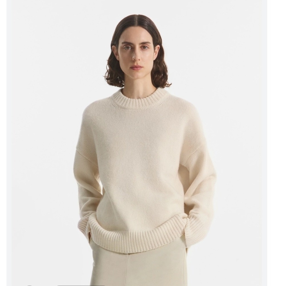 Sablyn 100% cashmere oversized medium chunky knit sweater creme luxery old money
